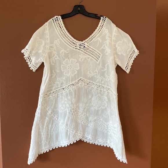 Arianna by Howards size S, 100% cotton blouse with lace and floral detailing. - Picture 2 of 10
